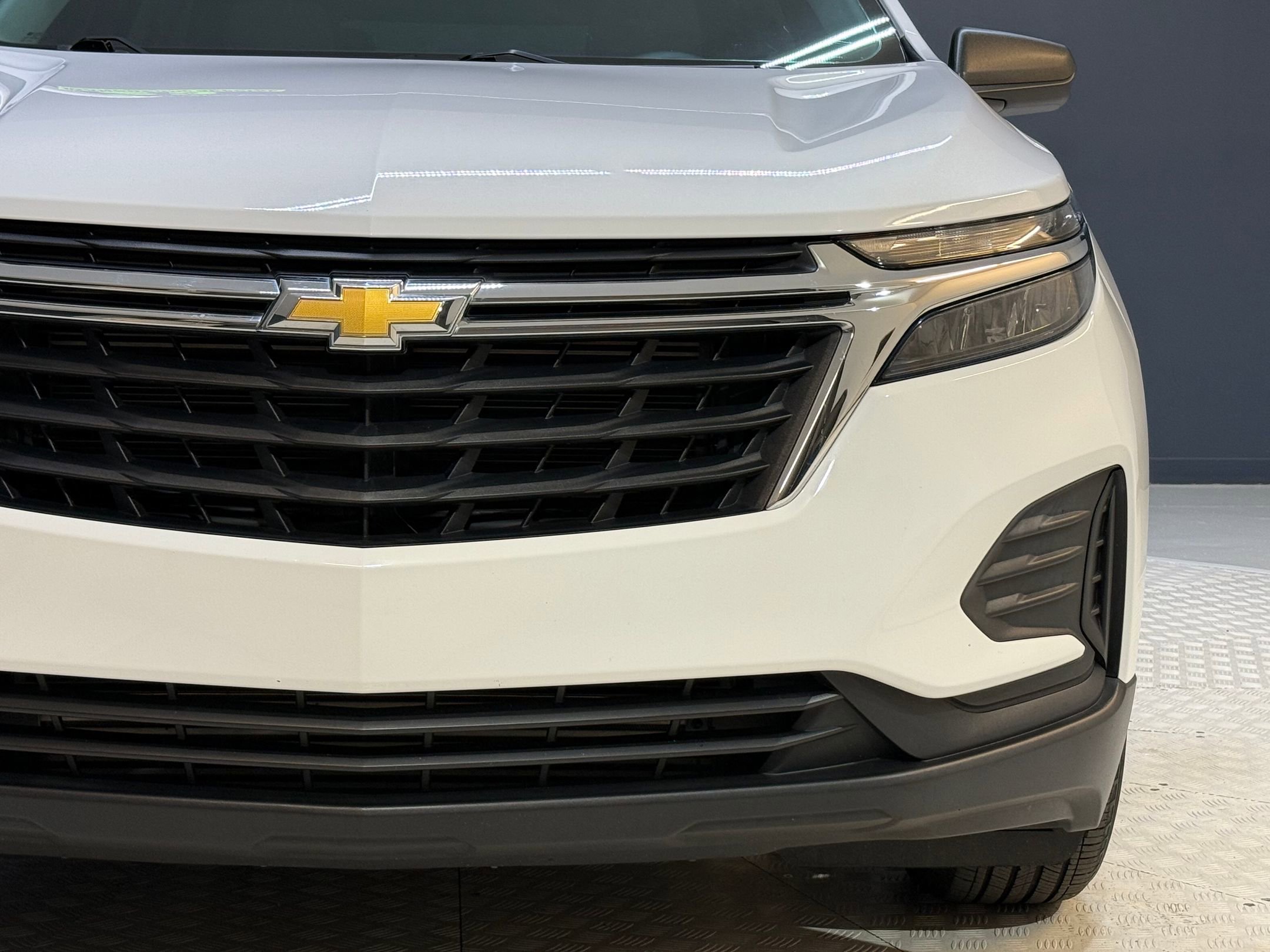 Used 2023 Chevrolet Equinox LS image 11