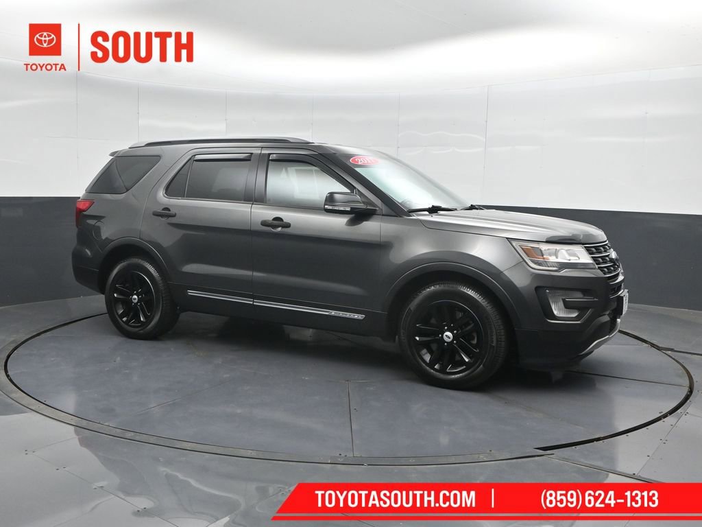 Used 2017 Ford Explorer XLT w/ Equipment Group 202A