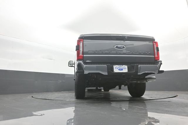 New 2026 Ford F250 Lariat w/ FX4 Off-Road Package image 34