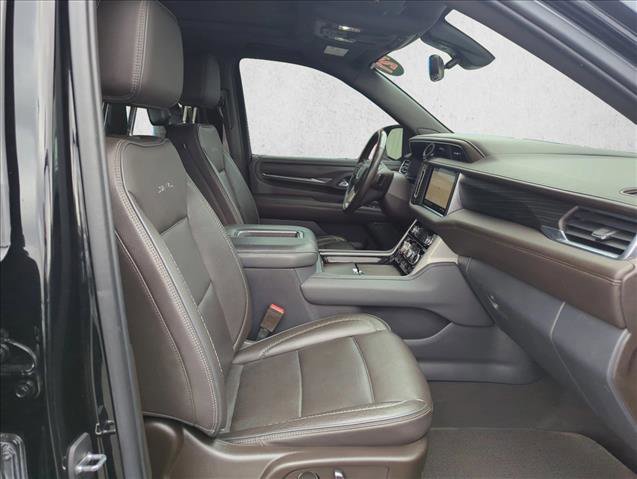 Used 2021 GMC Yukon XL Denali w/ Denali Premium Package image 22