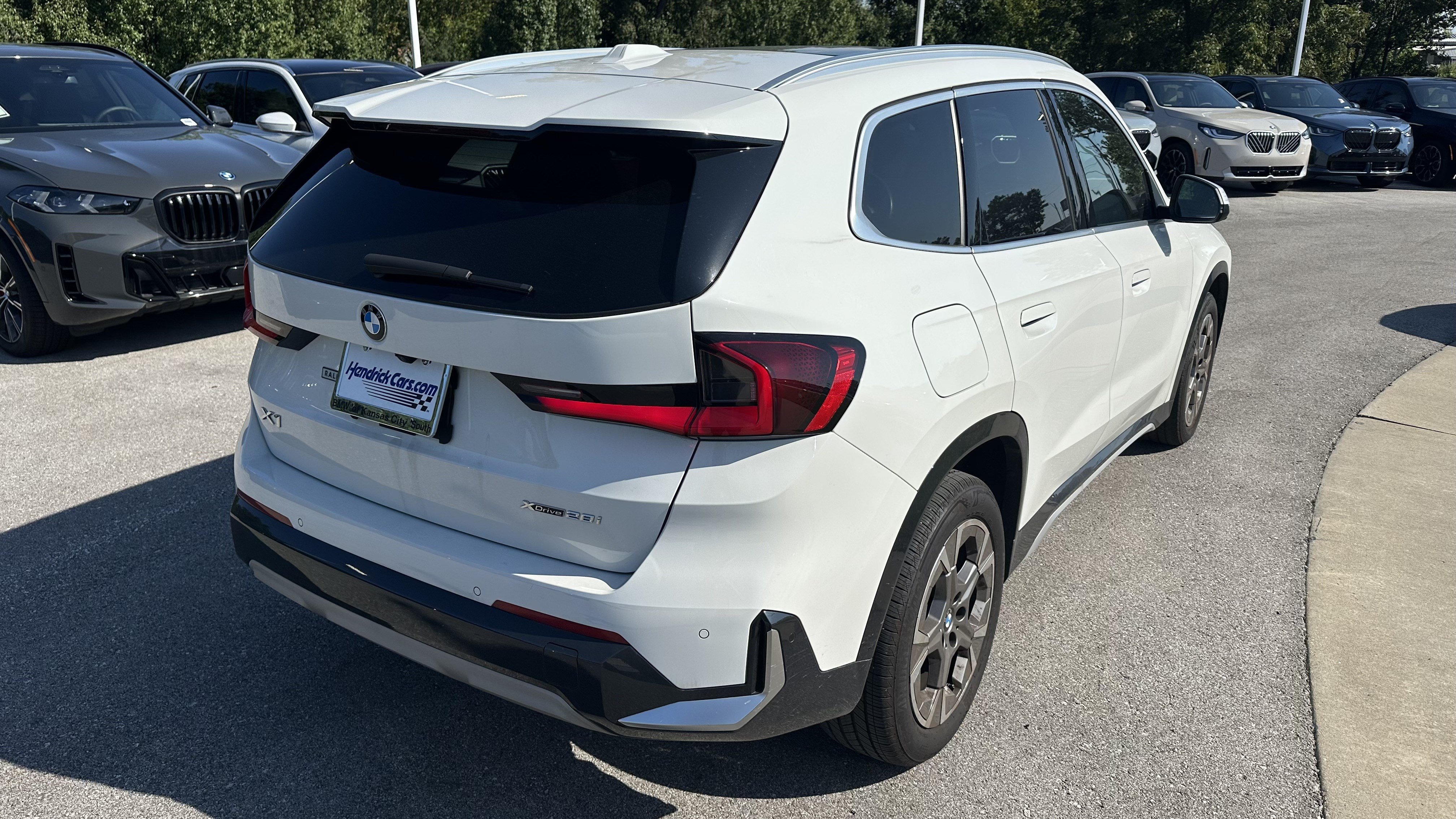 Certified 2023 BMW X1 xDrive28i w/ Premium Package AWD/4WD image 10