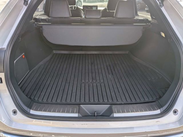 Used 2021 Toyota Venza Limited w/ Advanced Technology Package image 6