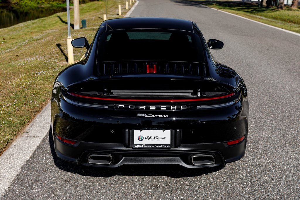 Used 2025 Porsche 911 Carrera image 4