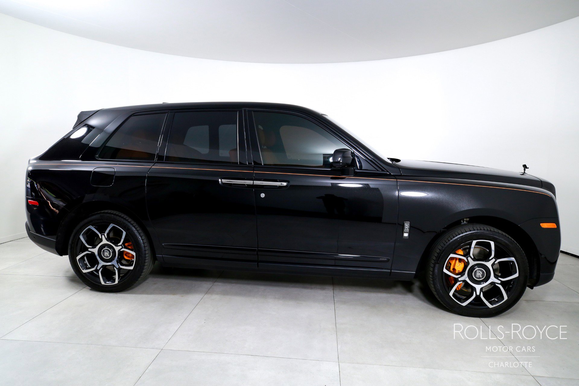 Certified 2023 Rolls-Royce Cullinan Black Badge AWD/4WD image 10