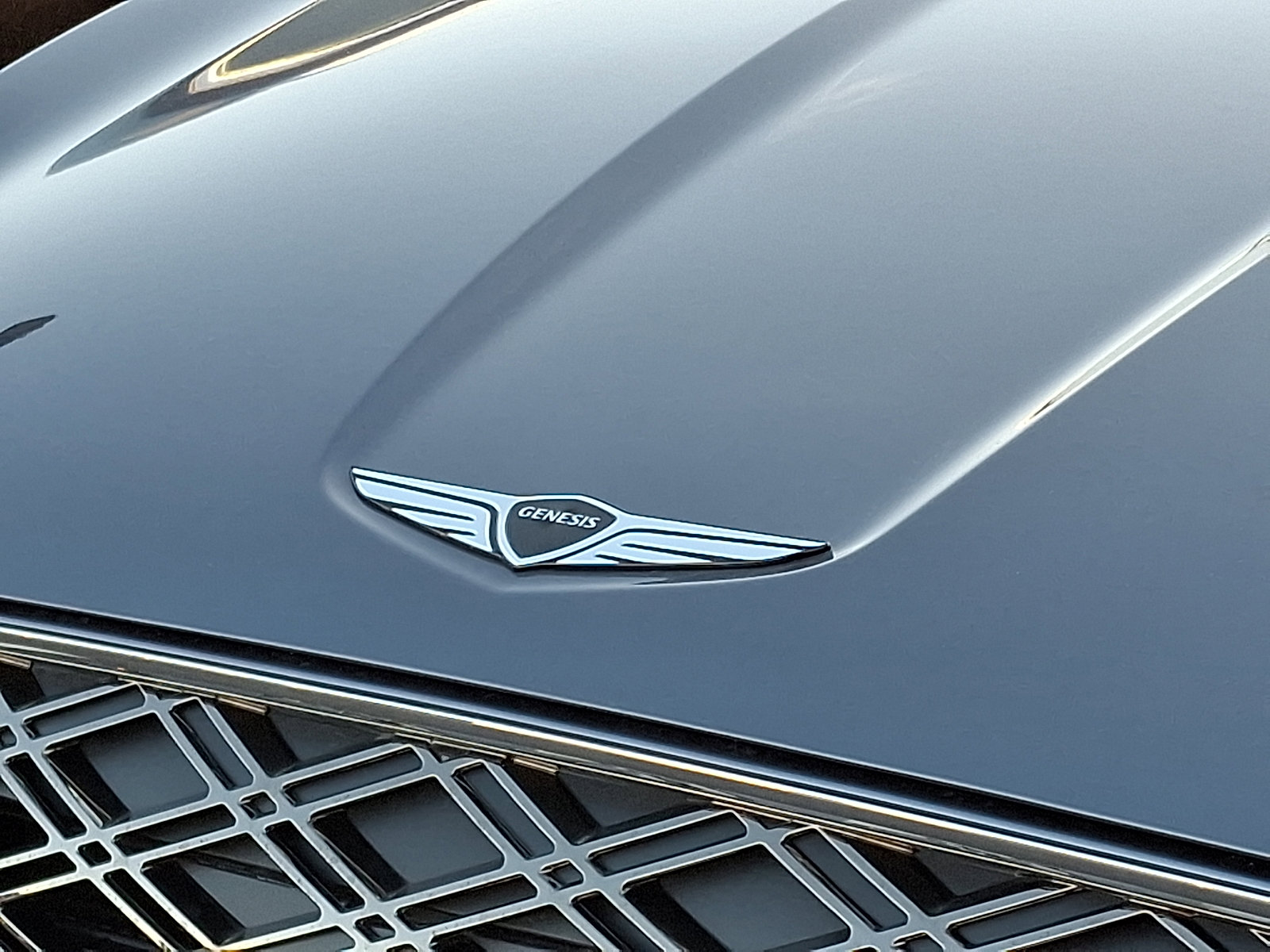 Used 2026 Genesis GV70 2.5T Advanced image 8