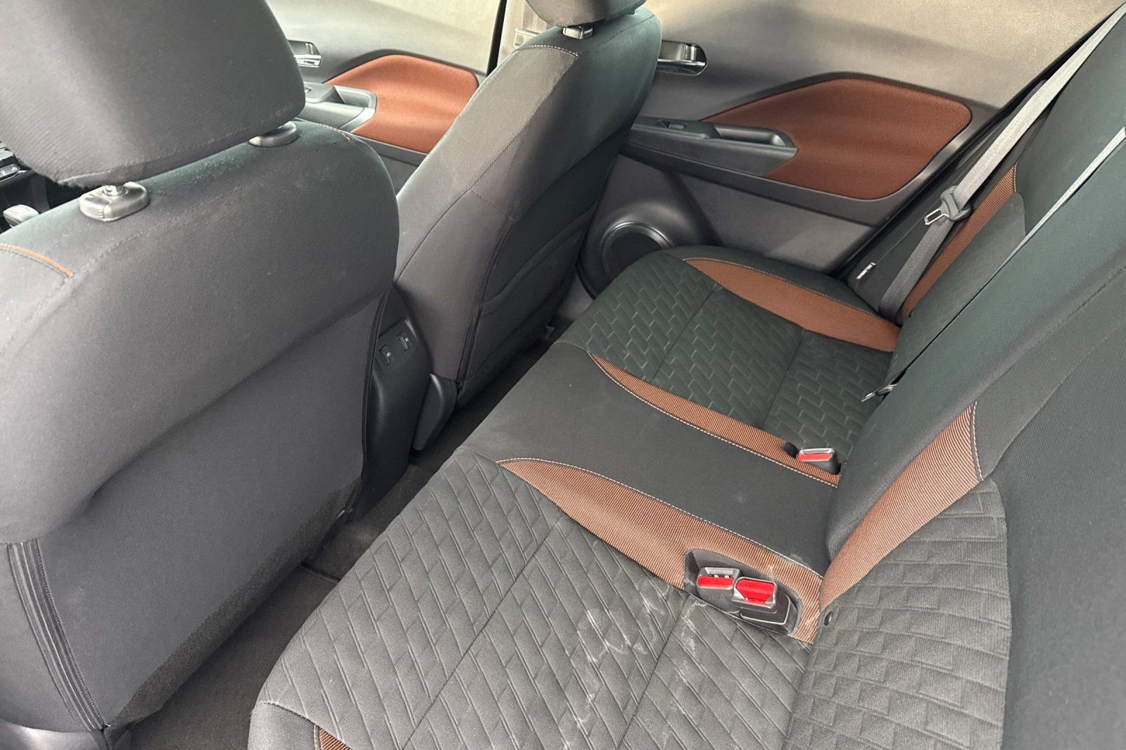 Used 2024 Nissan Kicks SR image 12