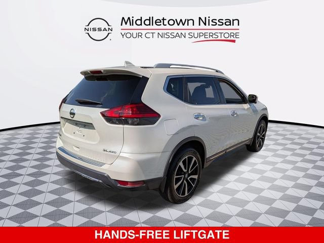 Used 2017 Nissan Rogue SL w/ SL Premium Package AWD/4WD image 3