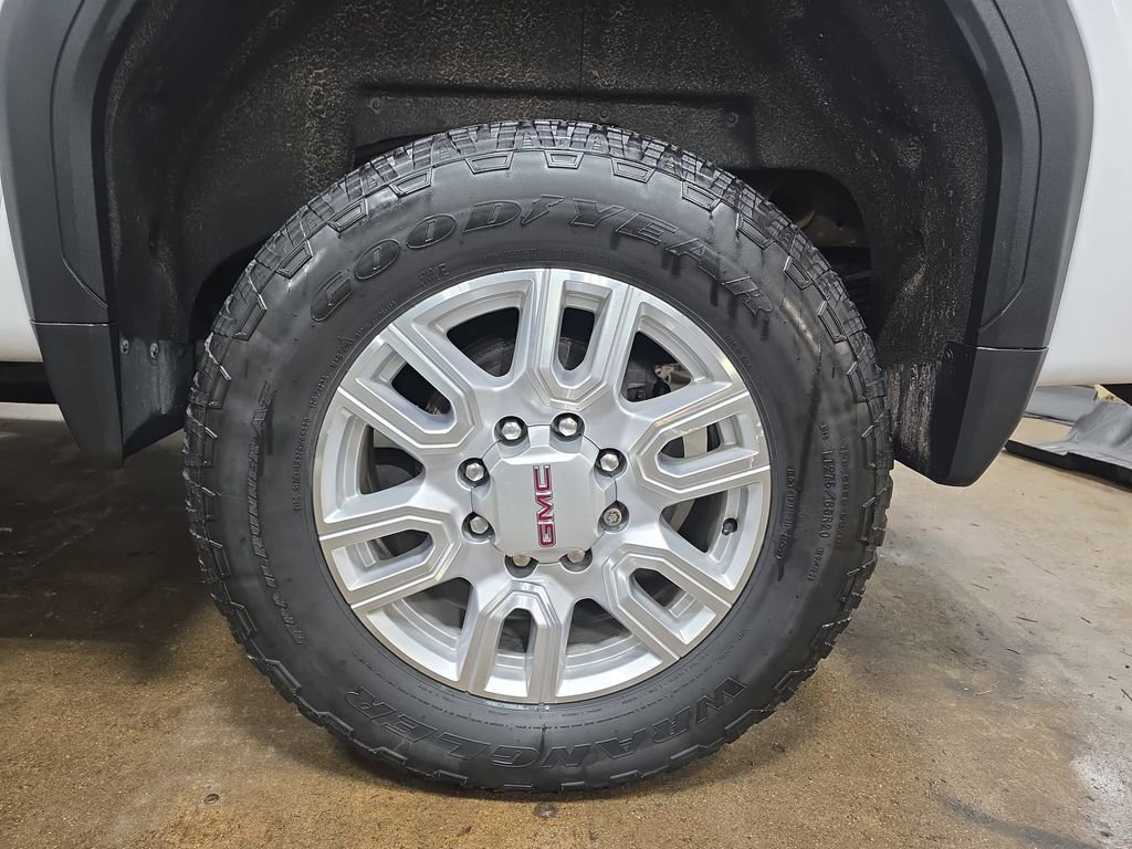 Used 2022 GMC Sierra 2500 SLE w/ SLE Convenience Package image 31