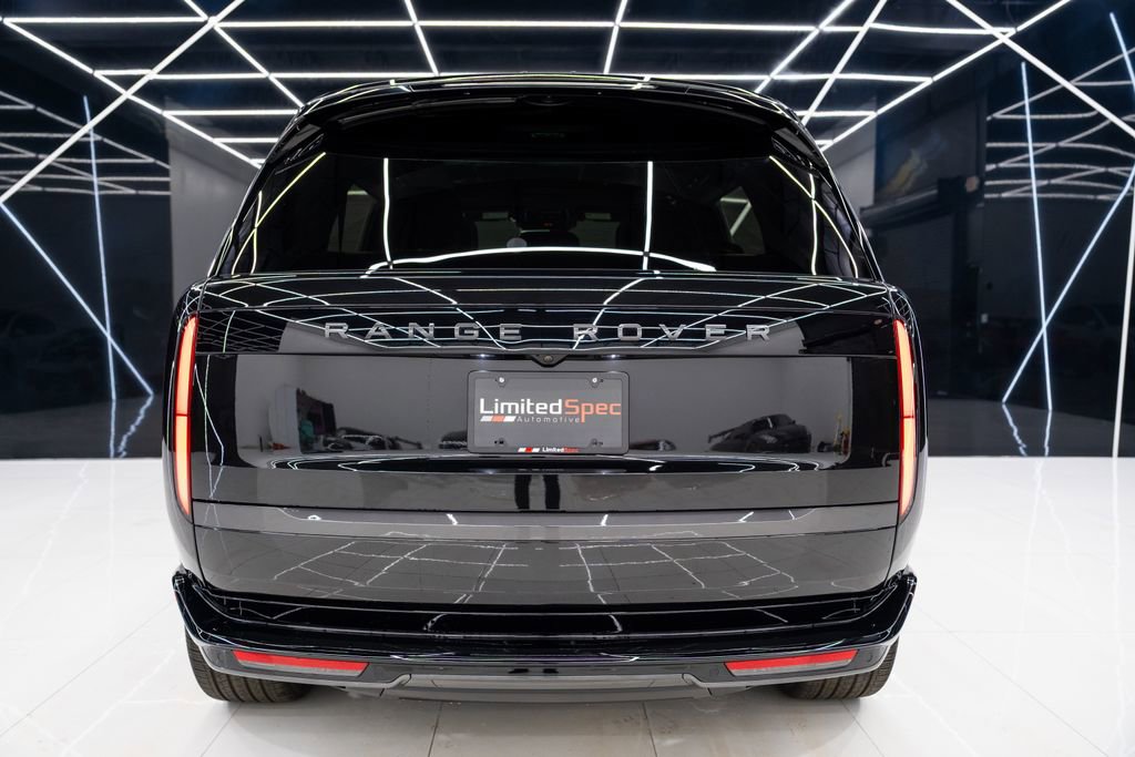 Used 2026 Land Rover Range Rover Long Wheelbase SE image 19