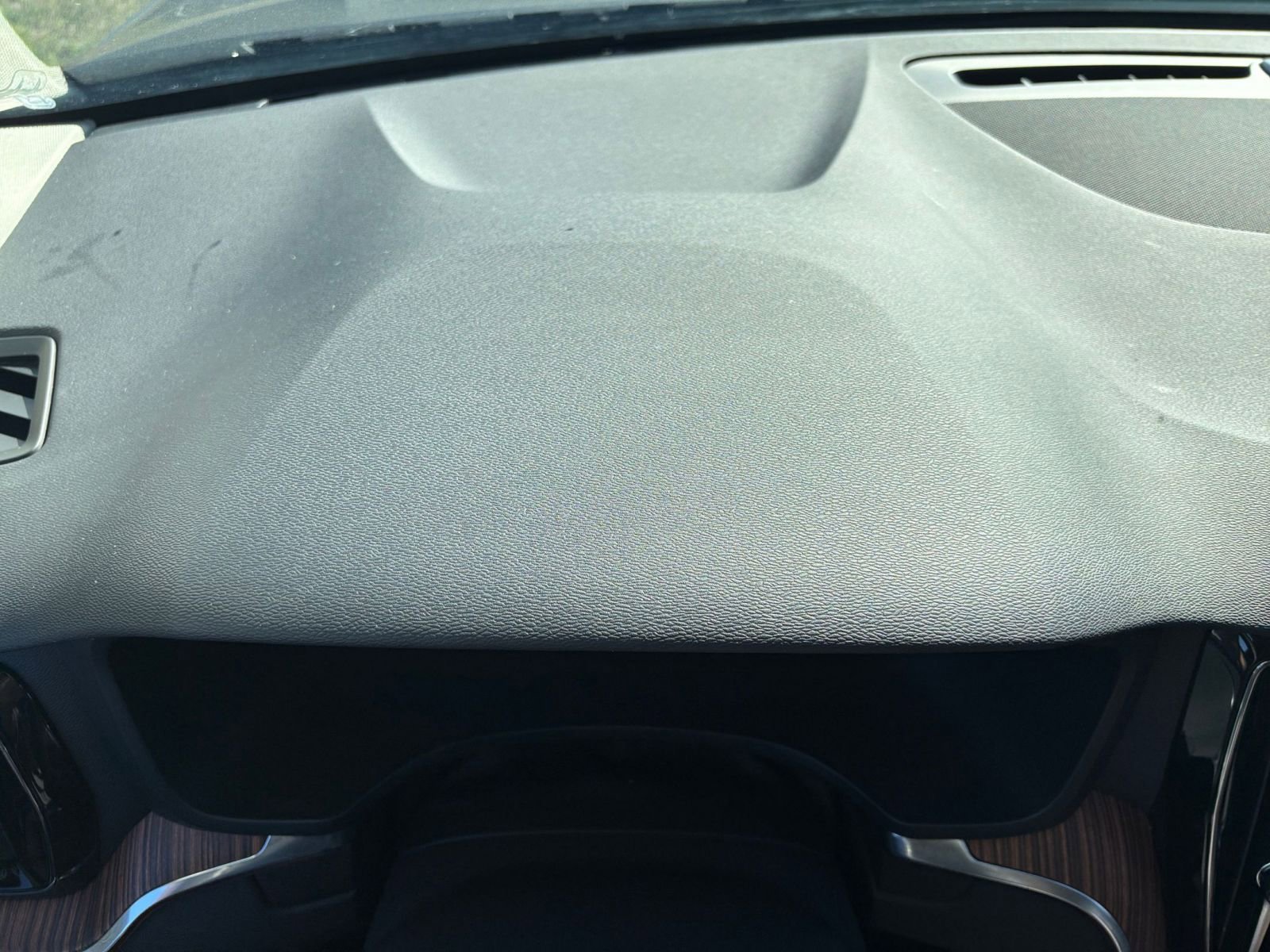 Used 2025 Volvo V60 B5 Cross Country Plus image 38