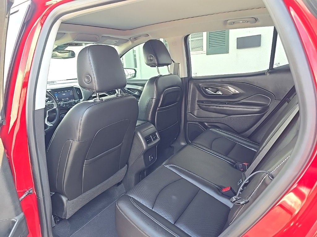 Used 2022 GMC Terrain SLT image 14