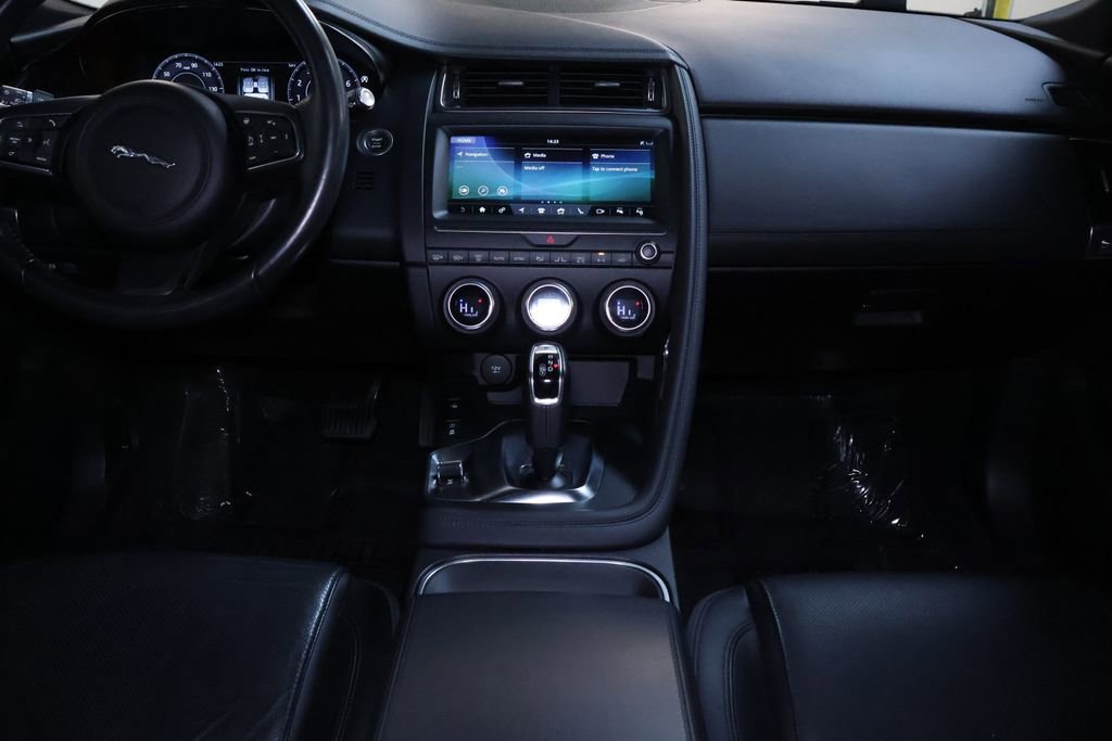 Used 2018 Jaguar E-PACE SE AWD/4WD image 19