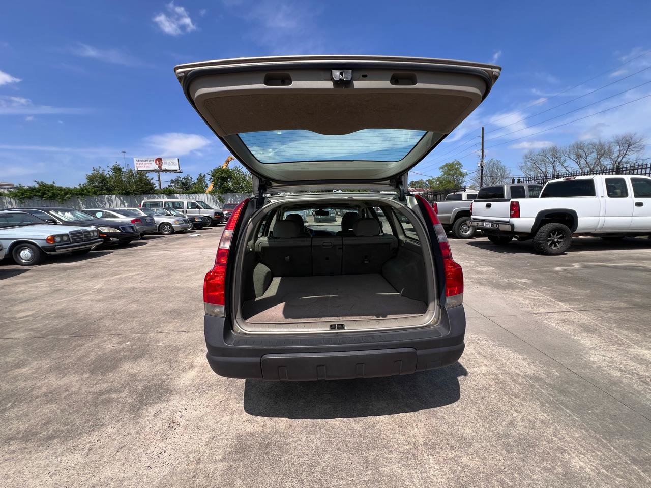 Used 2002 Volvo V70 Cross Country AWD/4WD image 45
