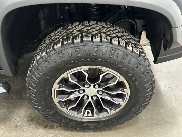 Used 2018 Chevrolet Colorado ZR2 image 5