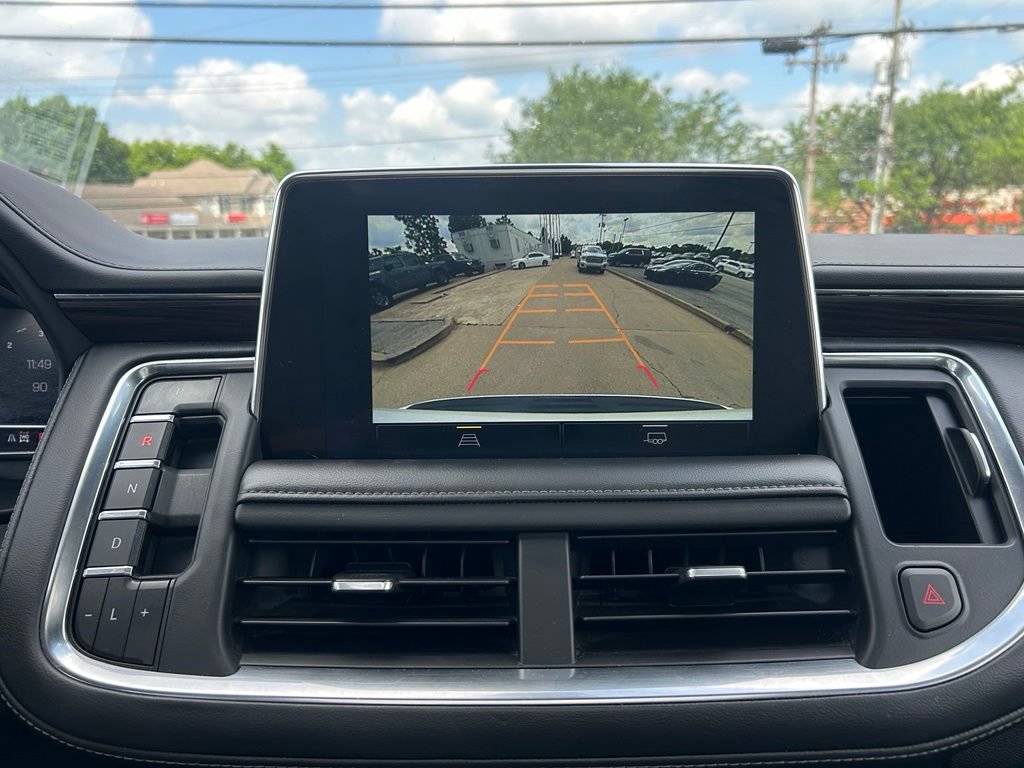 Used 2022 Chevrolet Suburban LT AWD/4WD image 21