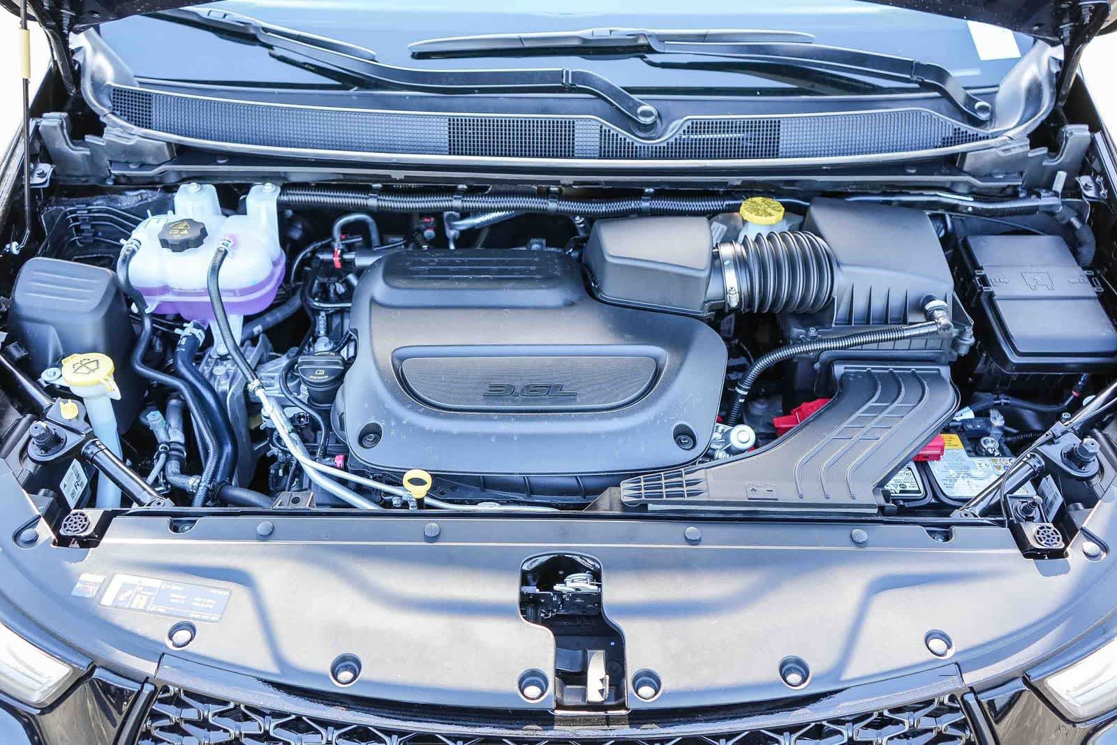 New 2026 Chrysler Pacifica Select FWD image 13