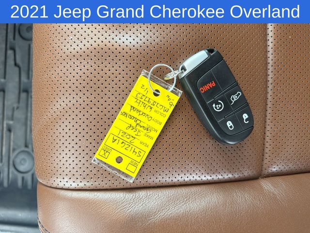 Used 2021 Jeep Grand Cherokee Overland AWD/4WD image 30
