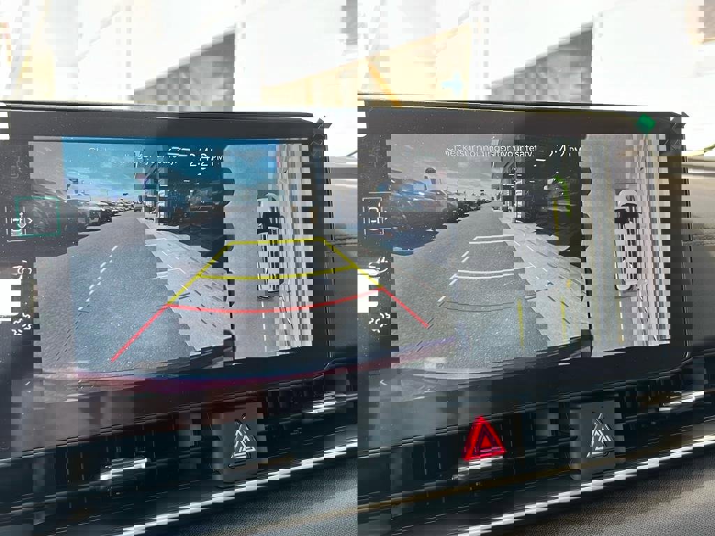 New 2026 Kia Carnival SX image 23