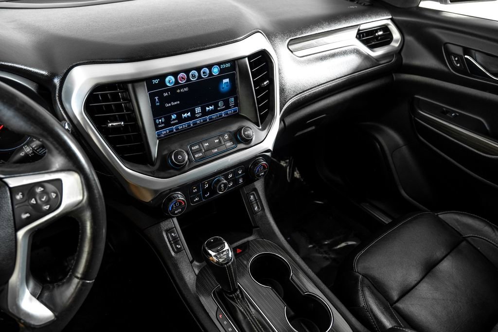 Used 2017 GMC Acadia SLT FWD image 23