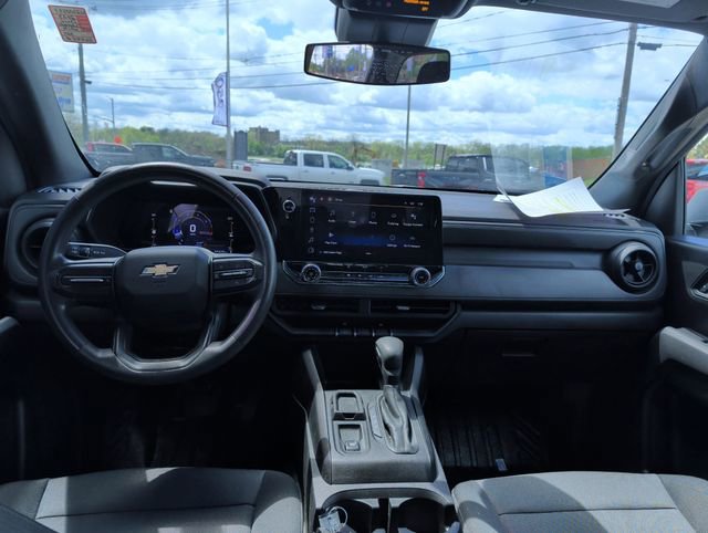 Used 2023 Chevrolet Colorado W/T RWD image 17