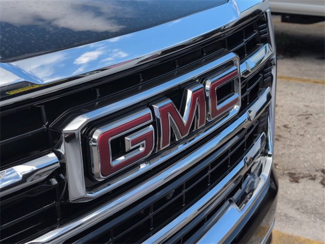 New 2026 GMC Yukon XL Elevation image 3