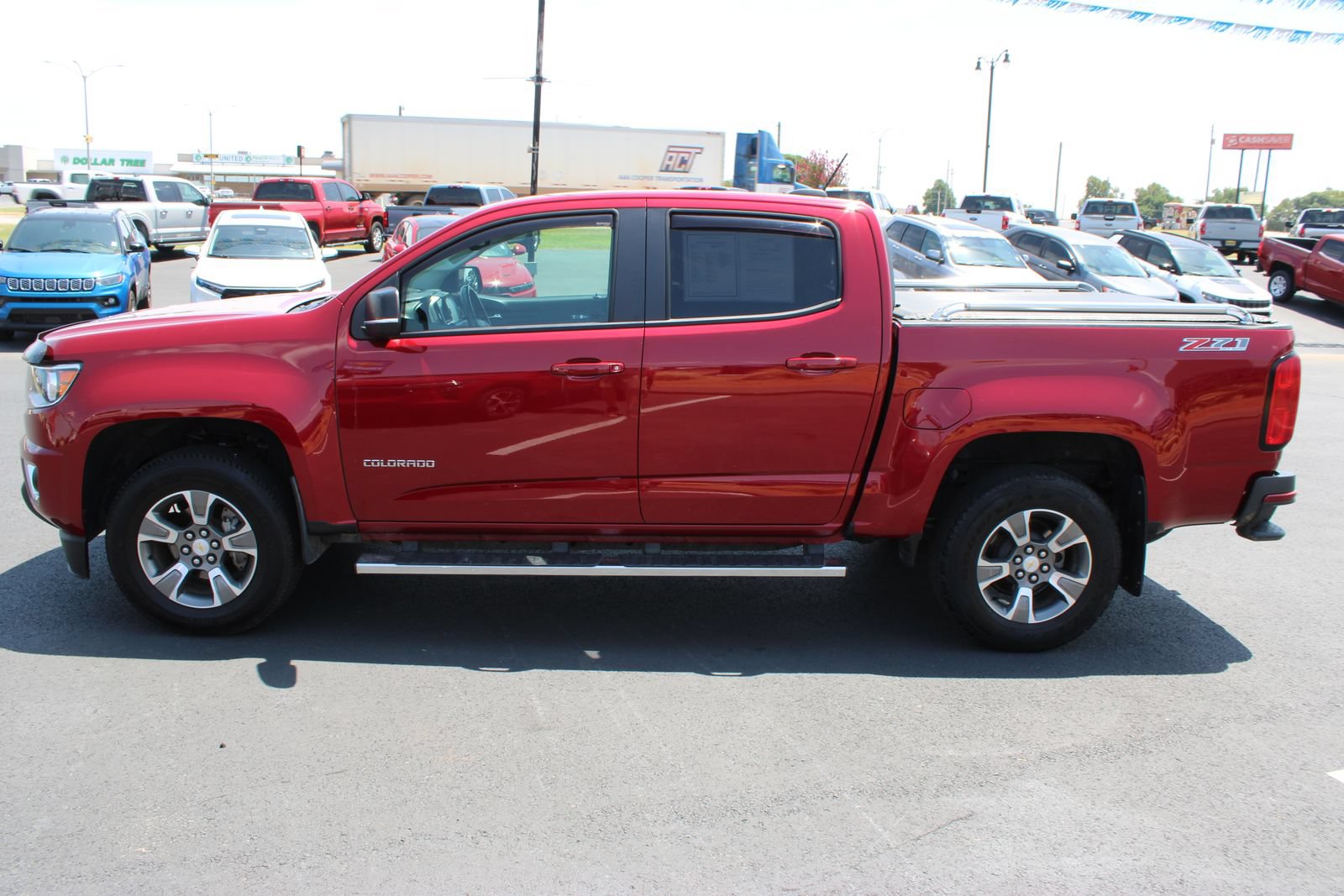 Used 2017 Chevrolet Colorado Z71 AWD/4WD image 5