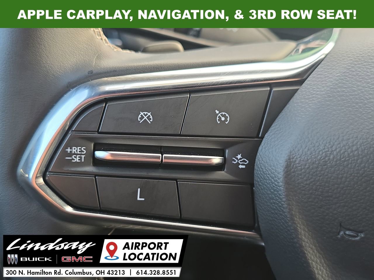 Used 2025 Chevrolet Traverse LT image 40