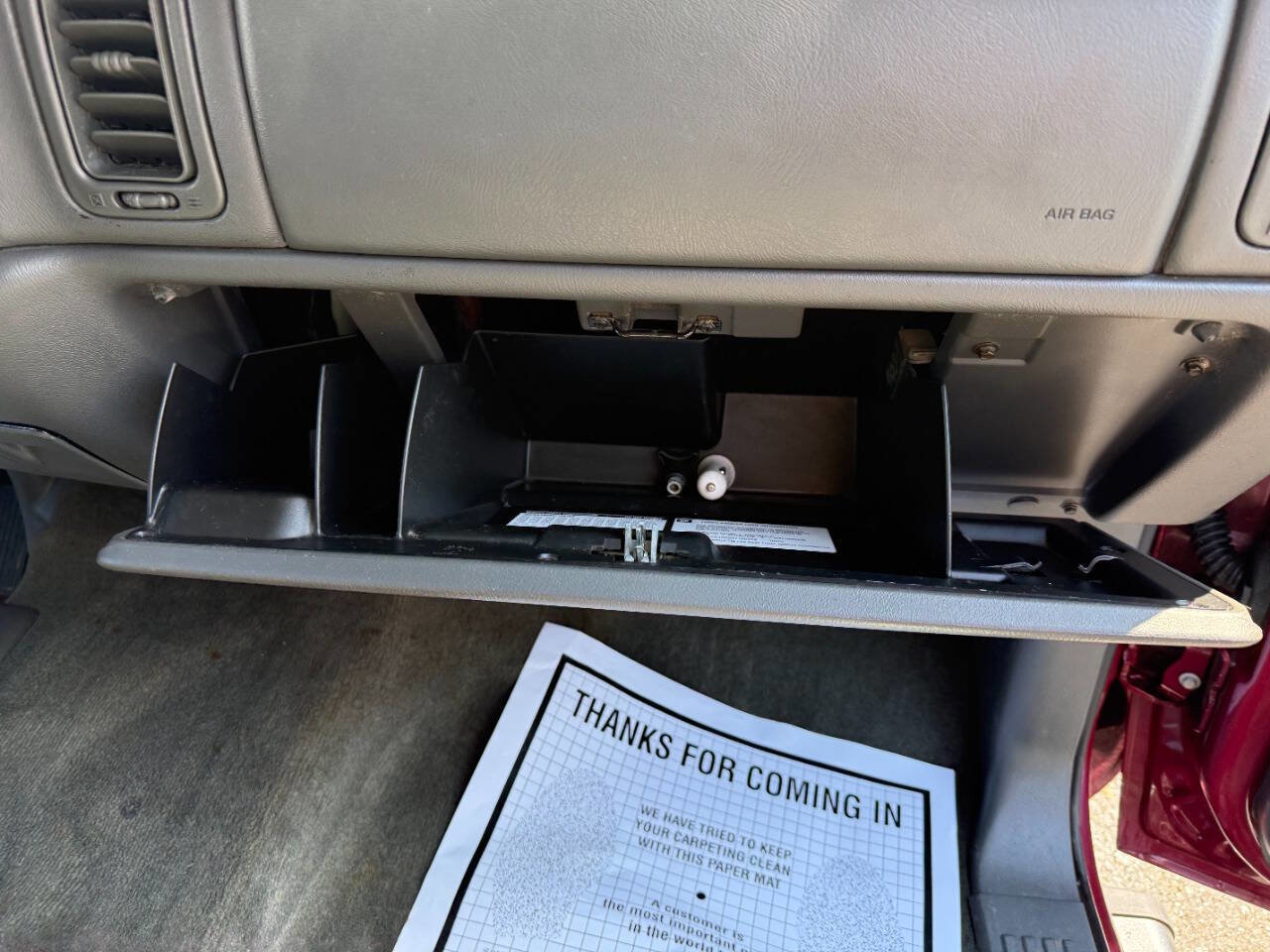 Used 2004 Chevrolet Silverado 1500 LS image 31