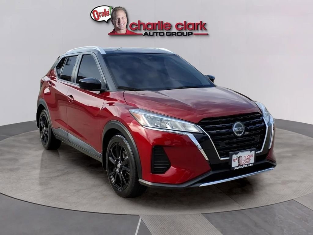 Used 2021 Nissan Kicks SV w/ Interior Electronics Package FWD image 7