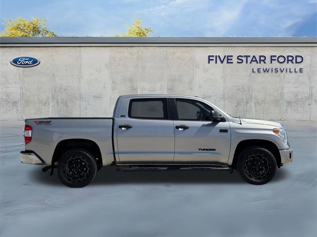 Used 2016 Toyota Tundra SR5 w/ SR5 Upgrade Package image 3