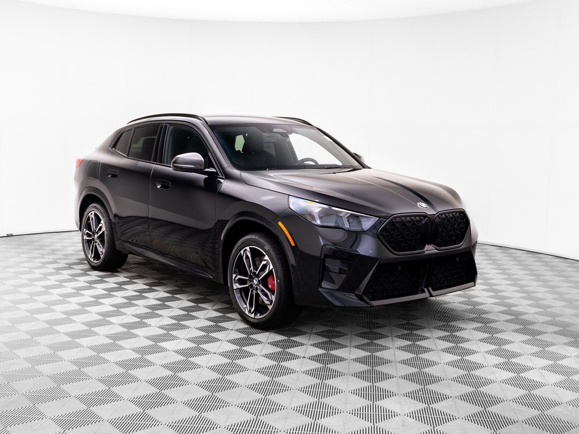 New 2026 BMW X2 xDrive28i w/ Technology Package AWD/4WD image 9