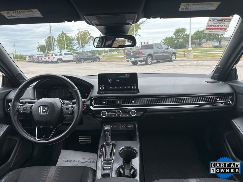Used 2022 Honda Civic Sport image 2