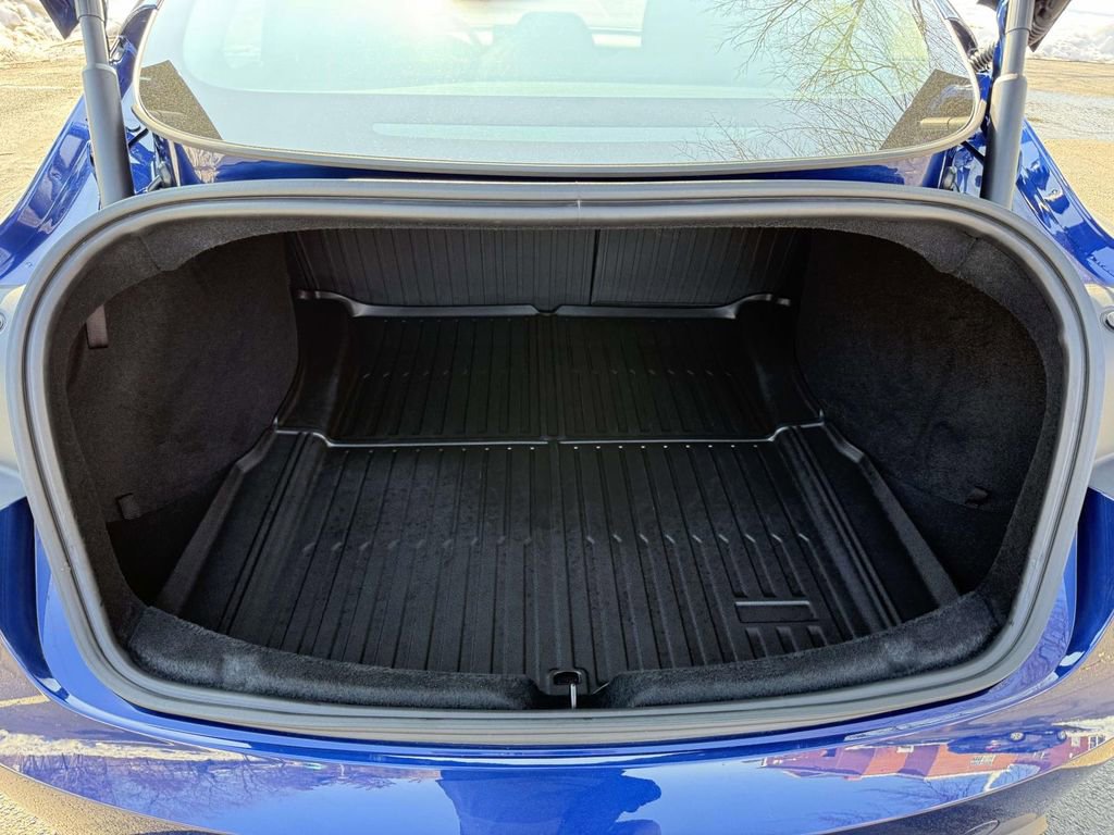 Used 2025 Tesla Model 3 Long Range image 29