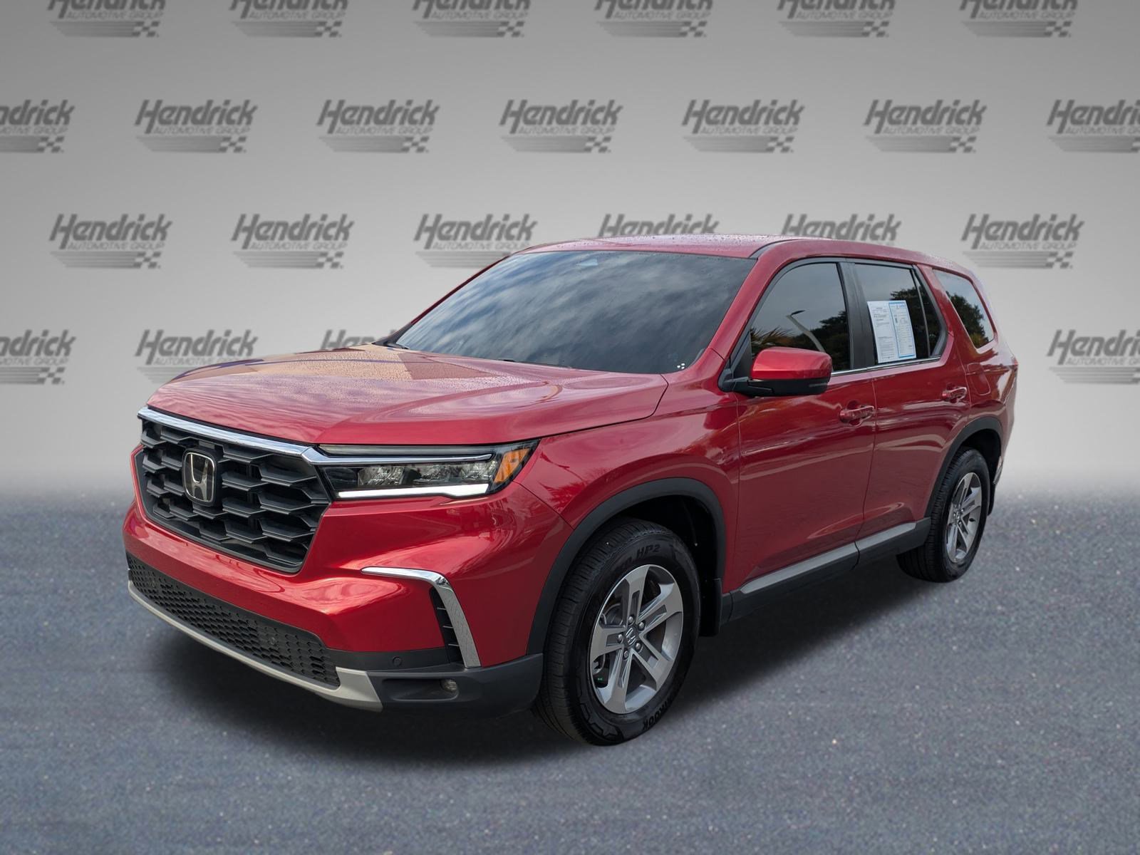 Certified 2025 Honda Pilot EX-L image 9
