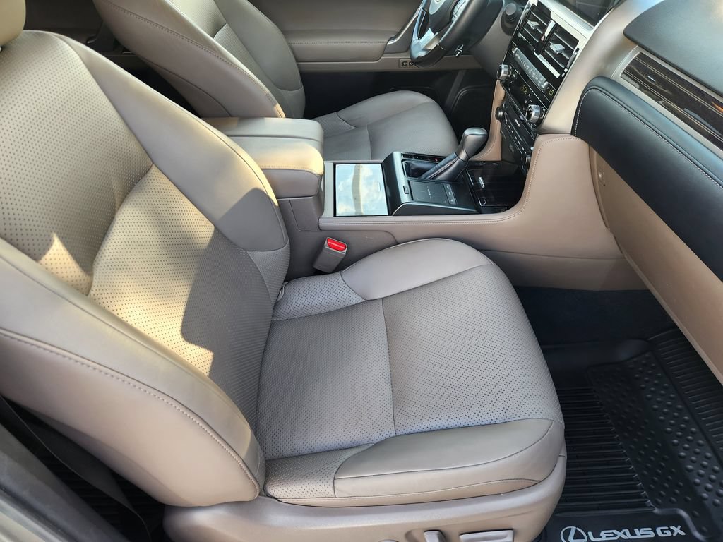 Certified 2023 Lexus GX 460 Luxury w/ Accessory Package AWD/4WD image 14