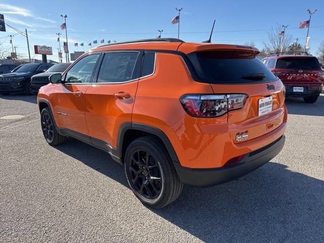 New 2026 Jeep Compass Latitude AWD/4WD image 4