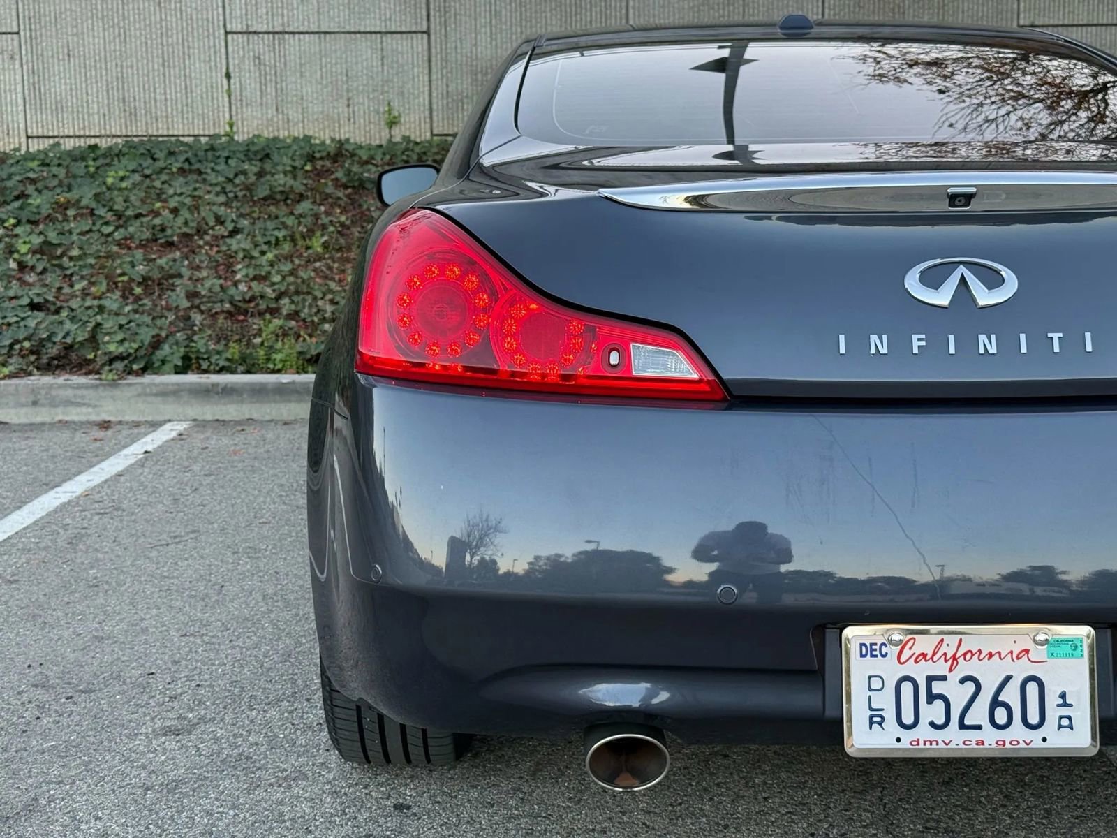 Used 2011 INFINITI G37 Journey w/ Premium Pkg image 17