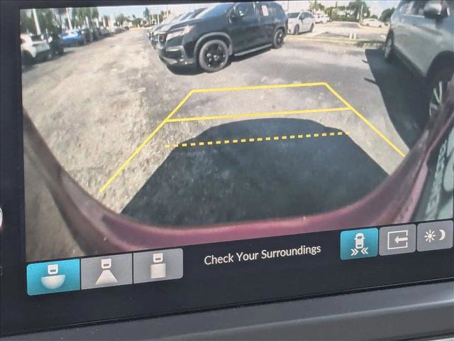 Used 2023 Honda Pilot Touring image 13