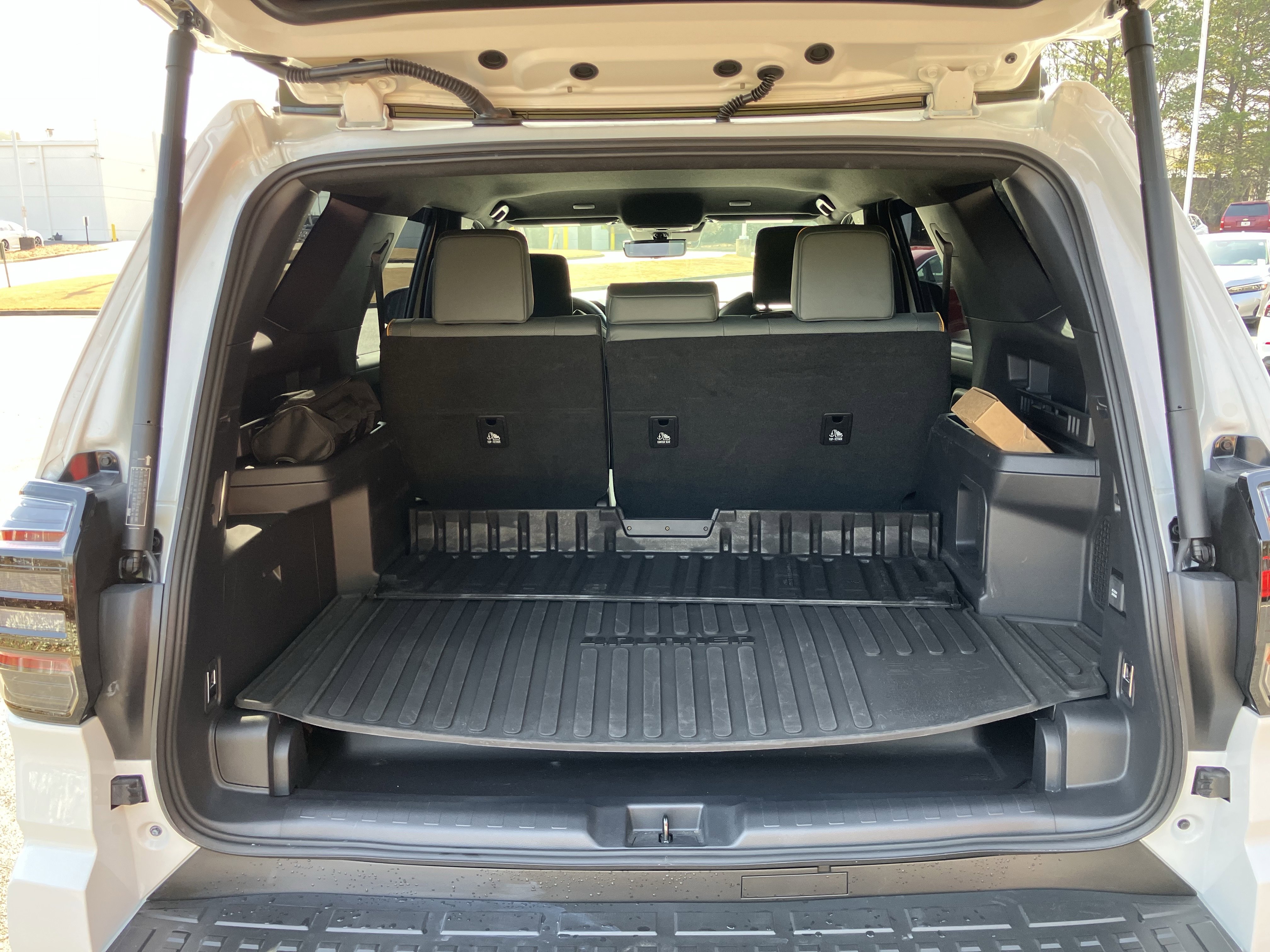 Used 2025 Toyota 4Runner Trailhunter image 34