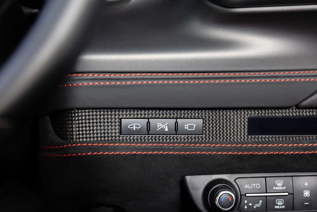 Used 2022 Ferrari F8 Tributo RWD image 52