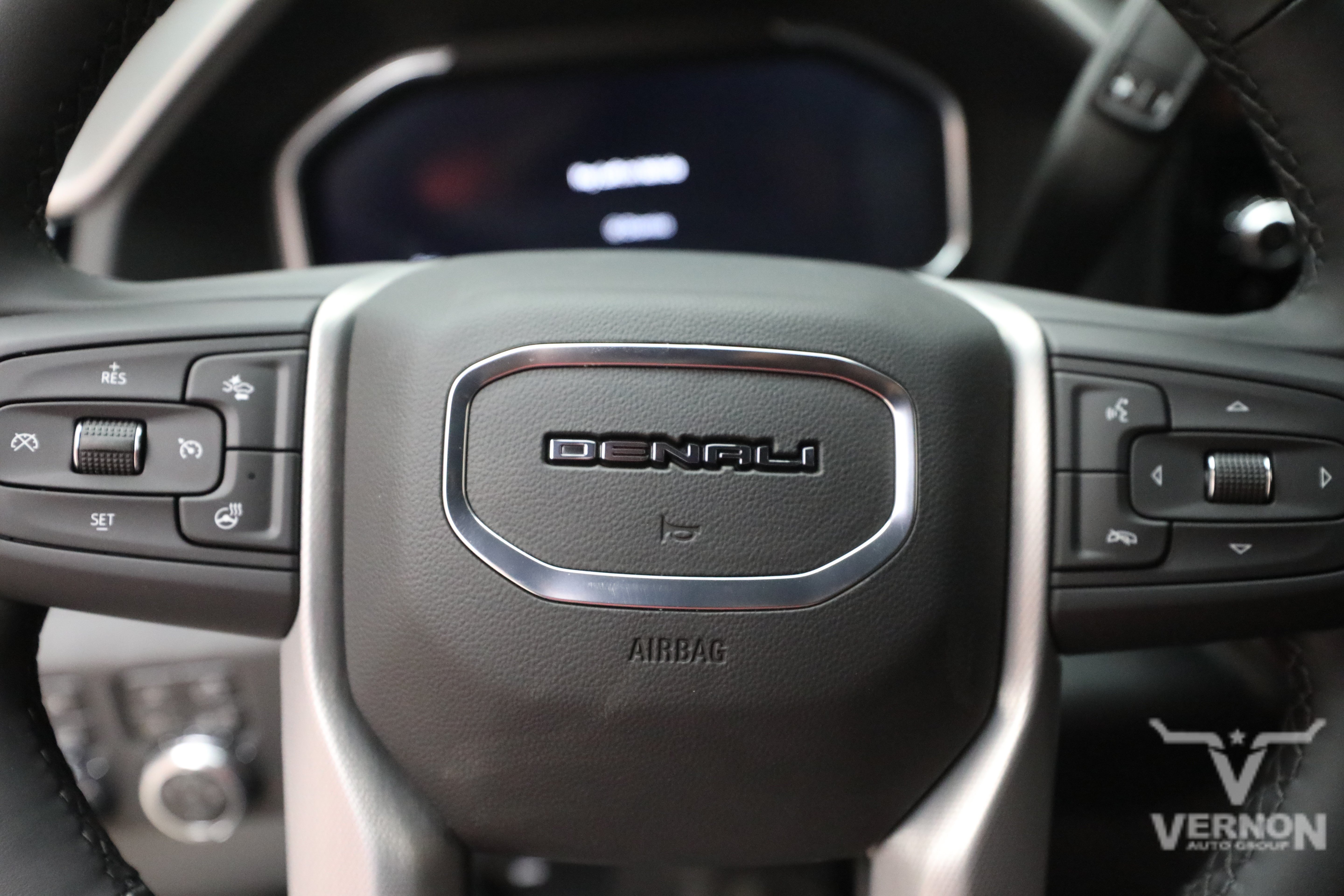 New 2026 GMC Sierra 3500 Denali w/ Technology Package AWD/4WD image 22