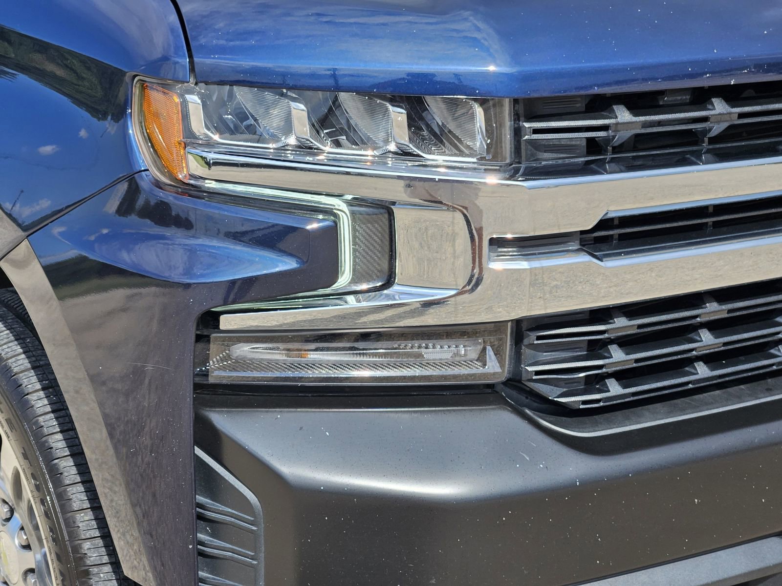 Used 2021 Chevrolet Silverado 1500 LT AWD/4WD image 10