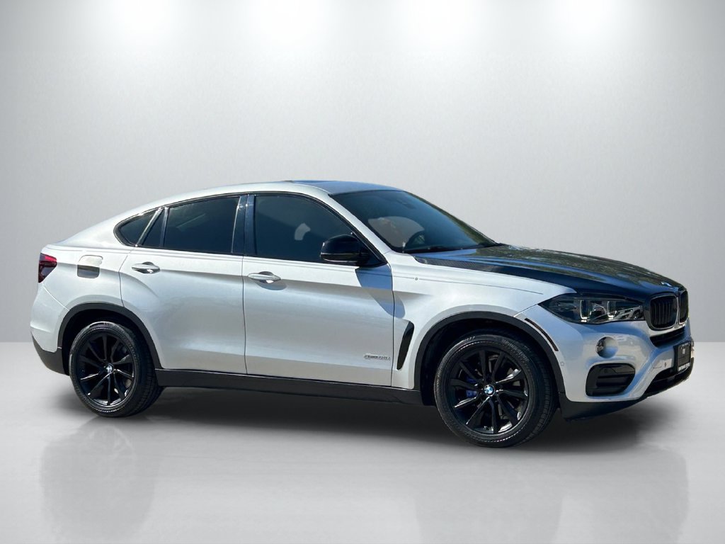 Used 2018 BMW X6 sDrive35i RWD image 4