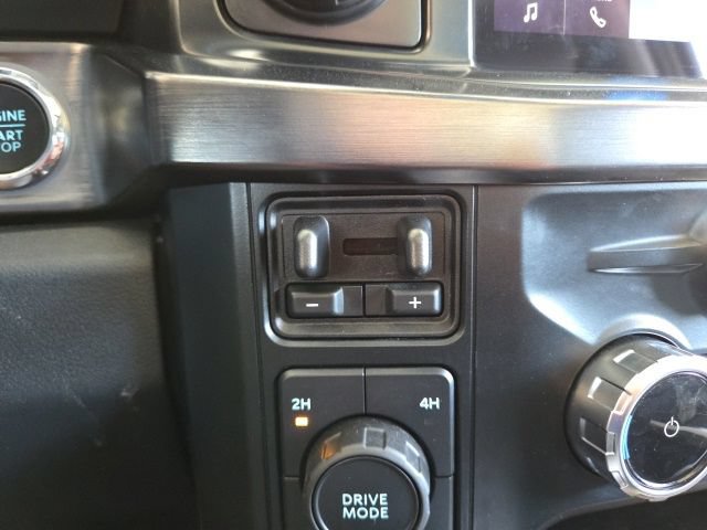 Used 2023 Ford F250 Lariat w/ Lariat Ultimate Package AWD/4WD image 10