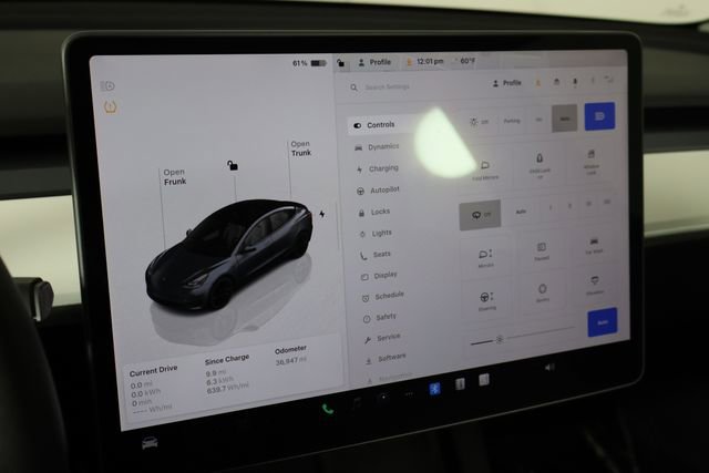 Used 2023 Tesla Model 3 Performance image 27