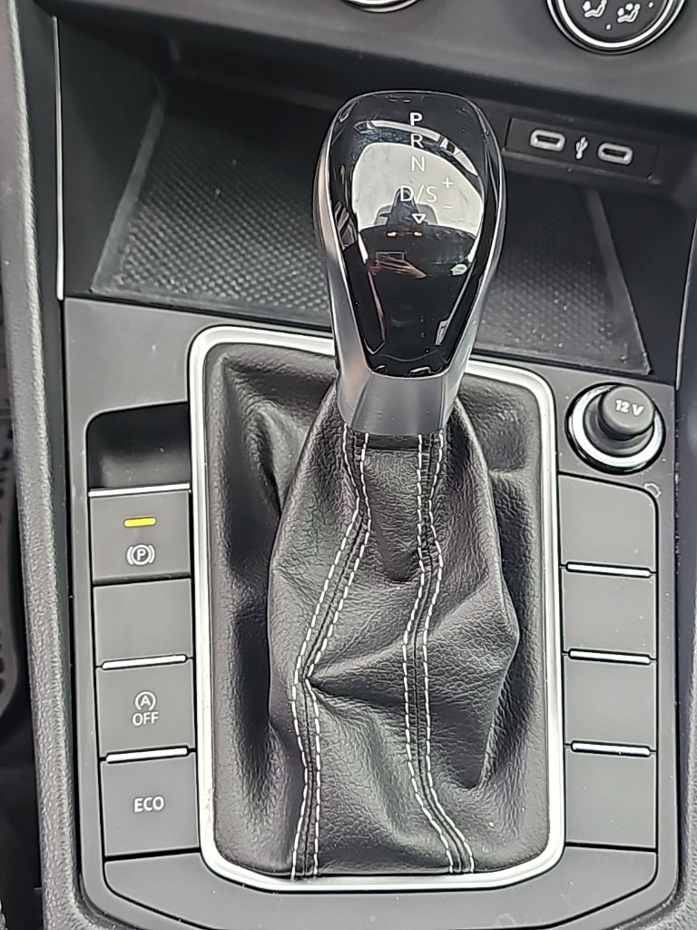 Used 2024 Volkswagen Jetta Sport image 21