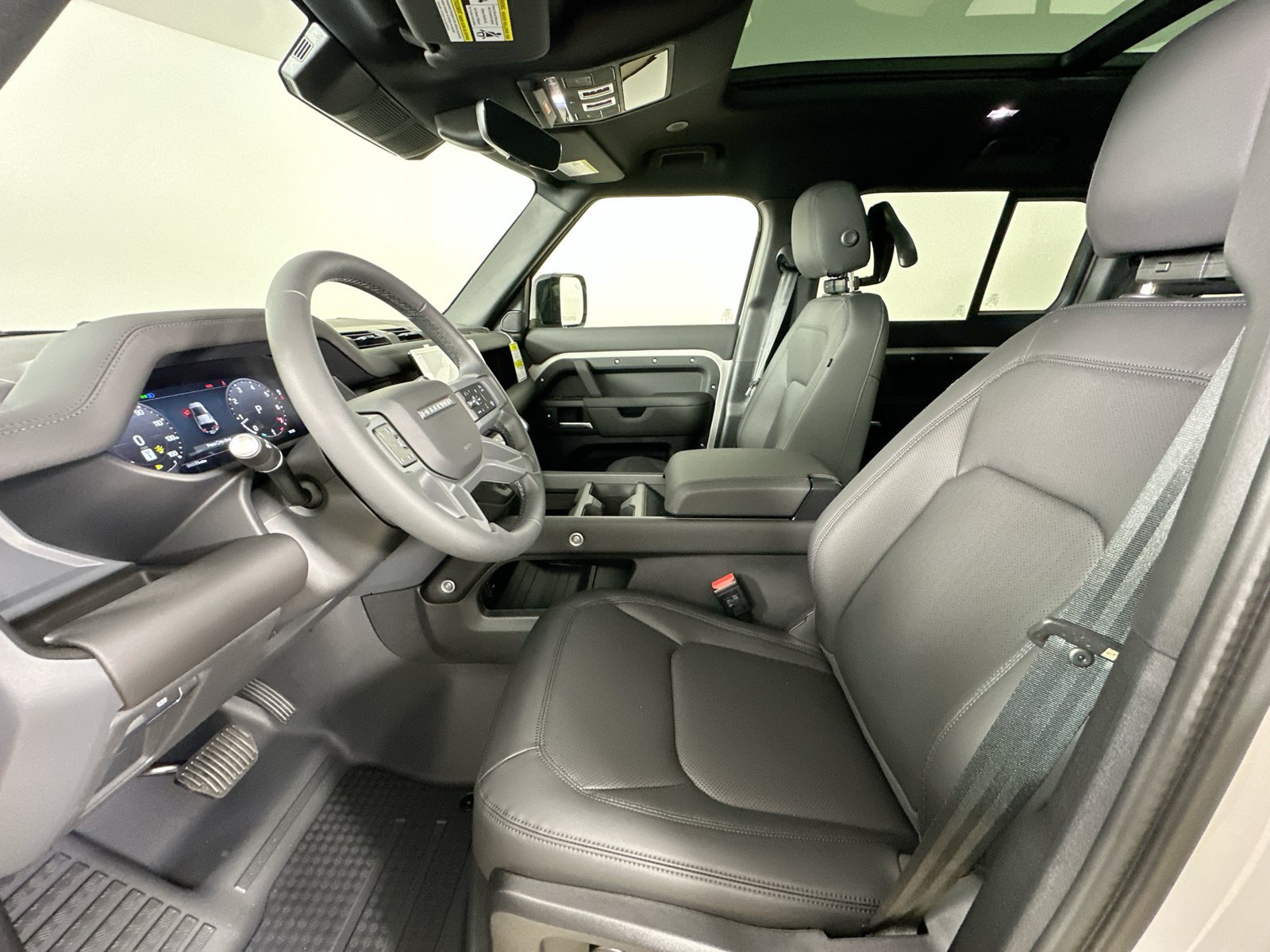 New 2026 Land Rover Defender 110 S AWD/4WD image 34