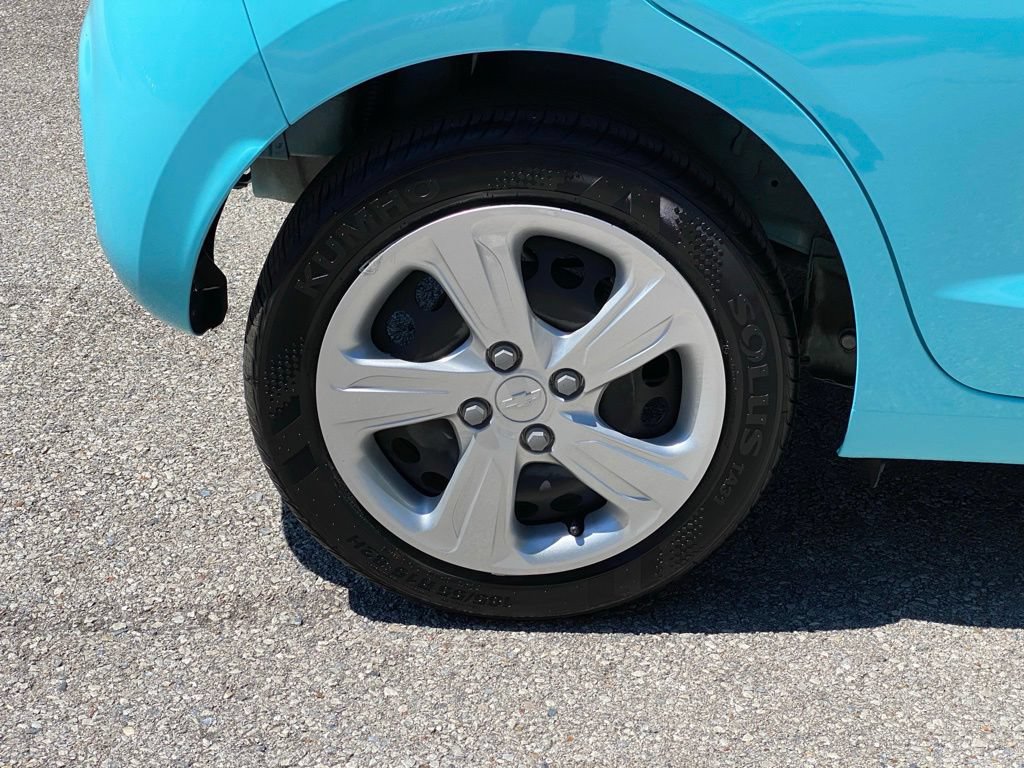 Used 2022 Chevrolet Spark LS FWD image 9