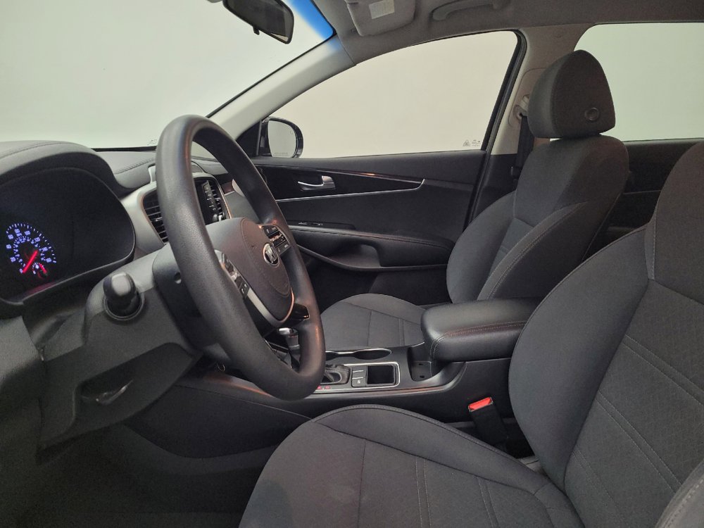Used 2019 Kia Sorento FWD image 17