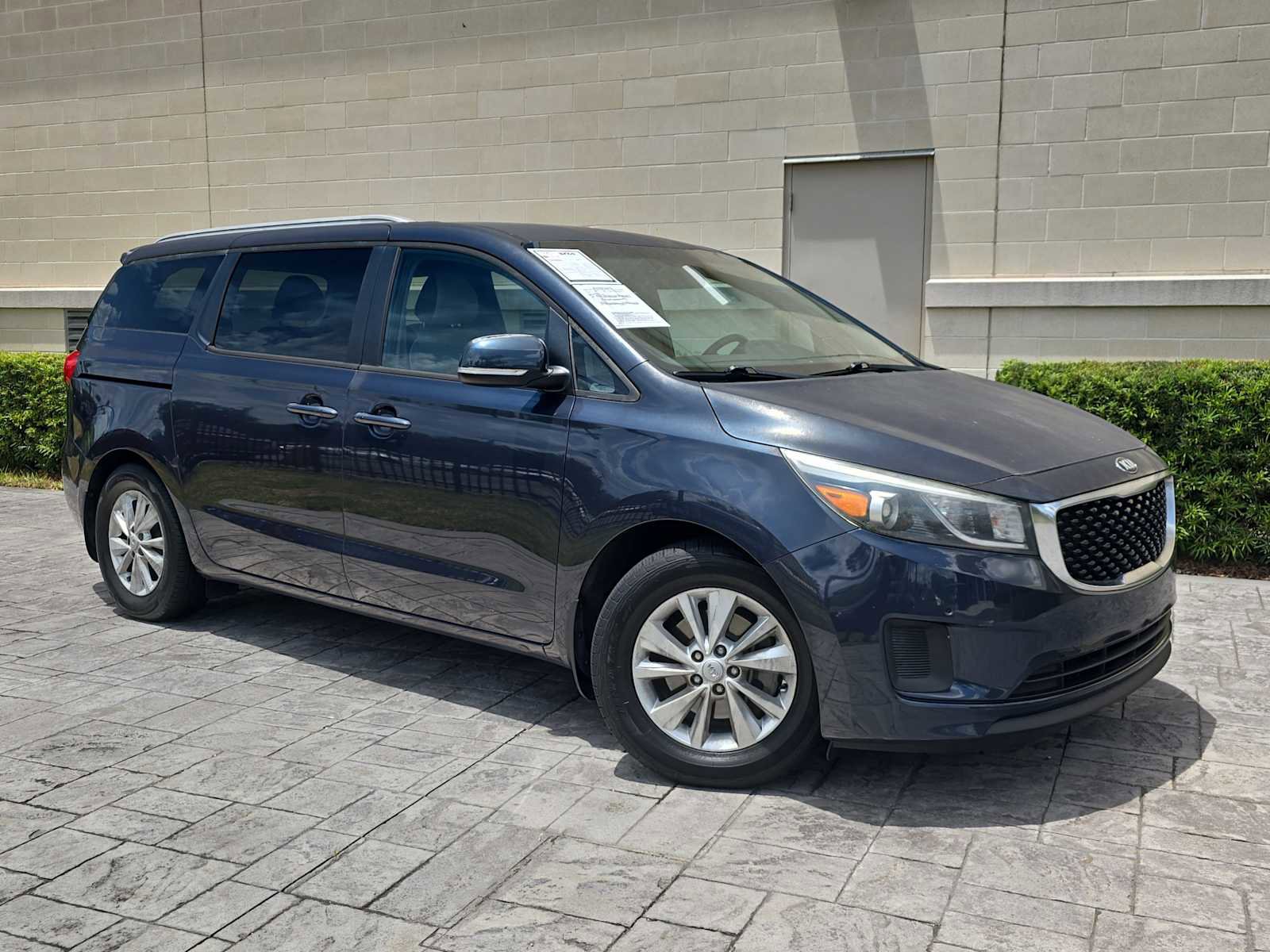 Used 2016 Kia Sedona LX w/ LX Essentials Premium Package FWD image 26